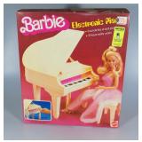 42 VINTAGE 1981 NEW IN BOX BARBIE ELECTRONIC PIANO