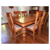 Oak dining room table with 6 chairs
