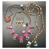 Newer statement costume jewelry, final clearance priced at 2/3 off all weekend! Buy it now!