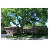 Northbrook High-End Estate Sale - Fabulous Decorator Furniture, Home Decor, 1960s-1970s Fashionista