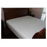  View 3: Closeup of  King Size “like-new” Memory Foam Ivory White Mattress. 