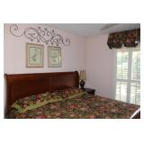  View 4: Closeup View of  King Size “like-new” Memory Foam Ivory White Mattress. 