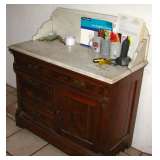 Outstanding Northridge Estate sale 