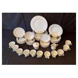 Showing Off in Staffordshire Online Auction by Caring Transitions - Ends 4/26!