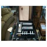 ARTISTS BOX WITH EASEL