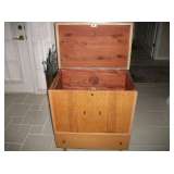 LANE CEDAR CHEST