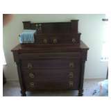 VICTORIAN EMPIRE CHEST