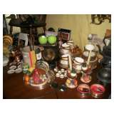 EVERYTHING FOR THE HOLIDAY TABLE