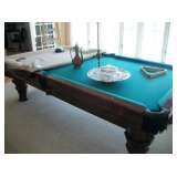 REGULATION POOL TABLE
