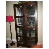 LIGHTED SHOWCASE