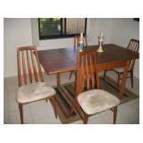 TEAK TABLE & 4 CHAIRS