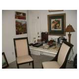 DR TABLE, 2 CHAIRS