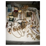 VINTAGE COSTUME JEWELRY