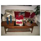 EXPANDABLE COFFEE TABLE