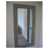 LG. MIRROR