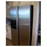 WHIRLPOOL REFRIGERATOR