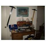 DESK & EQUIP.