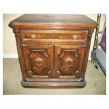 HERITAGE - 2 NIGHT STANDS