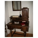 VICTORIAN DESK