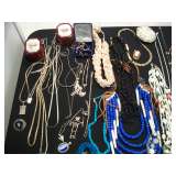 SILVER & GOLD JEWELRY