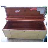 LANE CEDAR CHEST