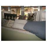 LOTS OF LINENS