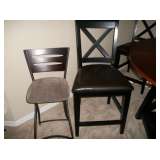 6 CHAIRS & 2 MATCHING FOLDING CHAIRS
