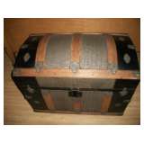 "PIRATES" TRUNK