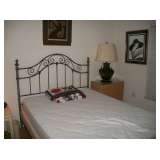 QUEEN BED
