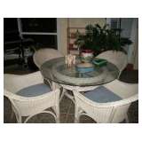 WICKER TABLE & 4 CHAIRS