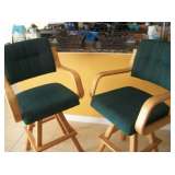 2 SWIVEL BAR STOOLS
