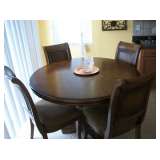 TABLE & 4 CHAIRS