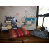 WHITE SEWING MACHINE & OVERLOCK