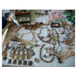 VINTAGE COSTUME JEWELRY