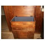 2 TIER BLANKET/STORAGE CHEST