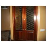 SOLID WOOD INTERIOR DOORS