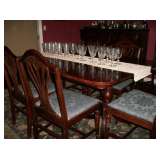 DUNCAN PHYFE TABLE & 6 CHAIRS