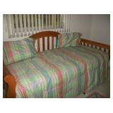 TRUNDLE BED