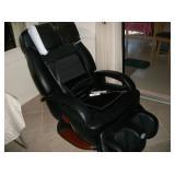 MASSAGE CHAIR