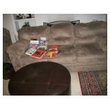 ROUND LEATHER OTTOMAS