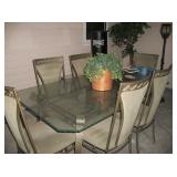 TABLE & 6 CHAIRS