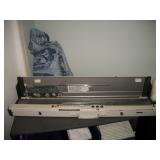 KNITTING MACHINE