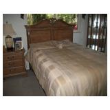 LEXINGTON QUEEN BED SET
