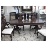 TABLE/3 LEAVES & 6 CHAIRS