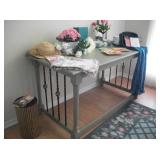 COUNTRY TABLE 