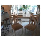 WHITE WASHED TABLE/BUILT IN LEAF 4/CH