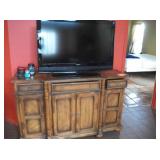 40" TV, TOMMY BAHAMA CABINET