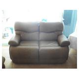 LEATHER LOVE SEAT