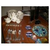 LG. DESSERT FLATWARE SET
