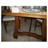 TABLE & 6 CHAIRS